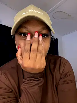 Boneca25 online show from 10.19.25