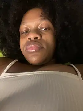 Boneca25 online show from 11.03.25