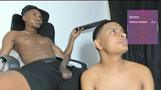 Snapshot of kenner_jacksom chatting on 12.16.25 kenner jacksom online show from 12.16.25