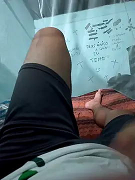 Snapshot of ares-mitnick chatting on 01.30.25 ares-mitnick online show from 01.30.25