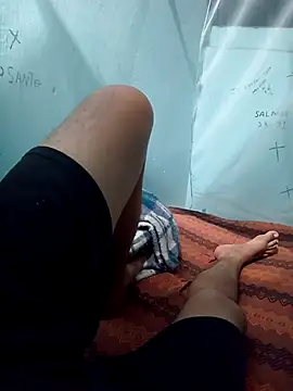 Snapshot of ares-mitnick chatting on 02.02.25 ares-mitnick online show from 02.02.25