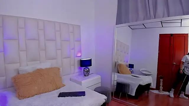 Ariana rouse online show from 02.06.25