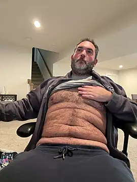 Snapshot of harrychest chatting on 02.10.26 harrychest online show from 02.10.26