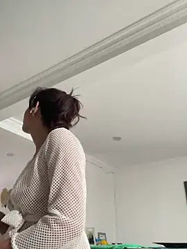 Snapshot of vicky__skinny_1 chatting on 03.20.25 vicky  skinny 1 online show from 03.20.25