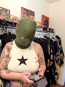 goblingirl888 online show from 10.02.25