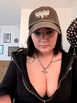 goblingirl888 online show from 04.17.26