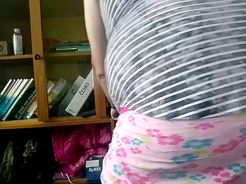 Snapshot of Adrianka chatting on 10.20.25 Adrianka online show from 10.20.25