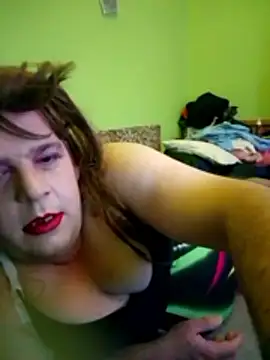 Adrianka online show from 10.27.25