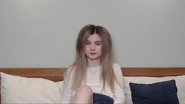 Chloe Addison online show from 02.12.25