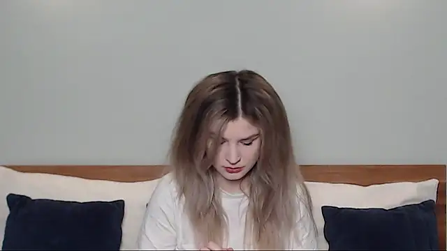 Chloe Addison online show from 02.16.25