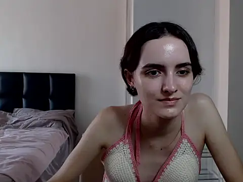 Snapshot of AmelieBanshee chatting on 09.16.25 AmelieBanshee online show from 09.16.25