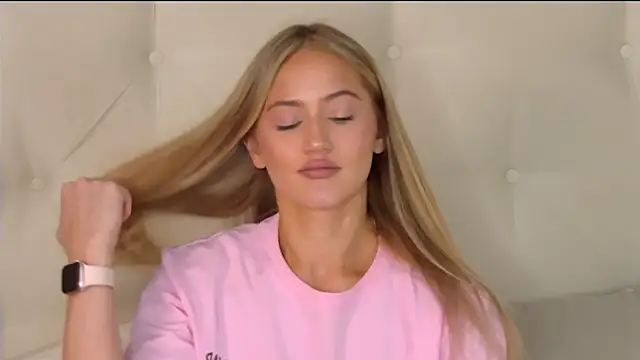 ur wet dreams online show from 03.22.25