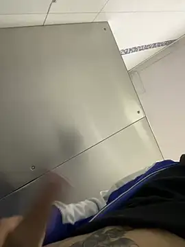 iKrofur online show from 03.11.25