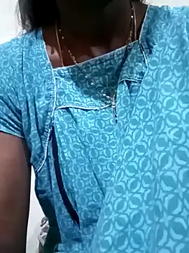 Snapshot of TeluguammayiMahi chatting on 02.14.25 TeluguammayiMahi online show from 02.14.25