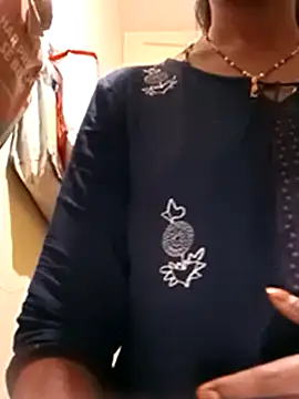 Snapshot of TeluguammayiMahi chatting on 02.28.25 TeluguammayiMahi online show from 02.28.25