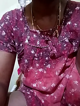 Snapshot of TeluguammayiMahi chatting on 10.08.25 TeluguammayiMahi online show from 10.08.25