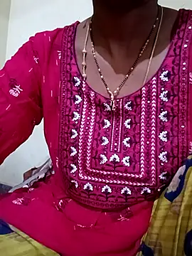 Snapshot of TeluguammayiMahi chatting on 10.15.25 TeluguammayiMahi online show from 10.15.25