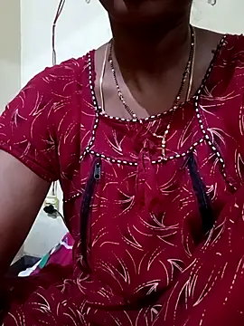 Snapshot of TeluguammayiMahi chatting on 10.28.25 TeluguammayiMahi online show from 10.28.25