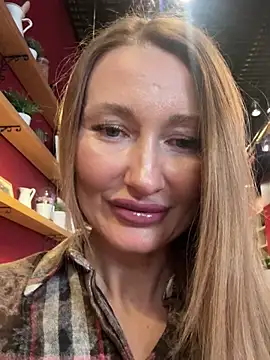 Snapshot of Sweet_Pussy2024 chatting on 02.08.25 Sweet Pussy2024 online show from 02.08.25