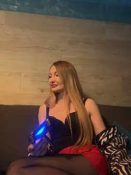 Snapshot of Sweet_Pussy2024 chatting on 03.05.25 Sweet Pussy2024 online show from 03.05.25