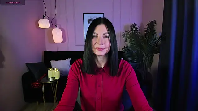 Snapshot of MonicaCheerful chatting on 02.11.25 MonicaCheerful online show from 02.11.25