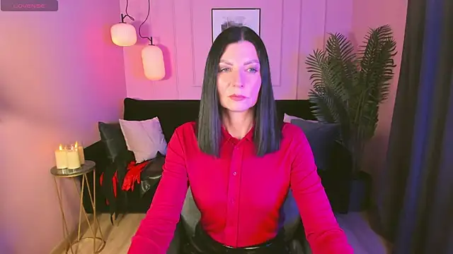 Snapshot of MonicaCheerful chatting on 02.22.25 MonicaCheerful online show from 02.22.25