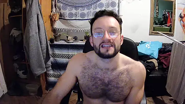 Snapshot of Kleinerabstecher chatting on 01.24.25 Kleinerabstecher online show from 01.24.25