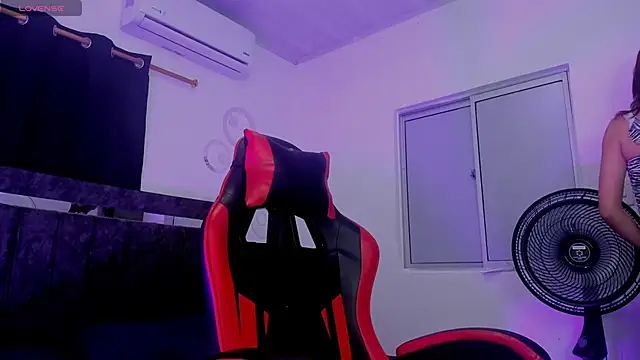 Nicol TransGirl online show from 09.25.25