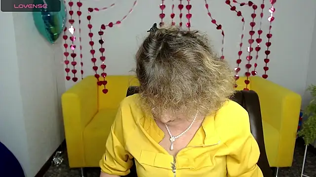 SexyGrandma  online show from 02.13.25