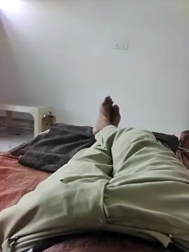 xmanrawan2 online show from 10.28.25