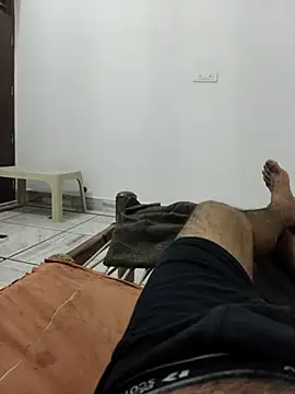 xmanrawan2 online show from 10.31.25