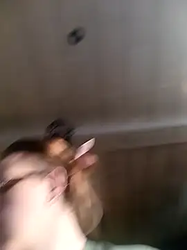 Snapshot of Astrid-Gilbert chatting on 03.06.25 Astrid-Gilbert online show from 03.06.25