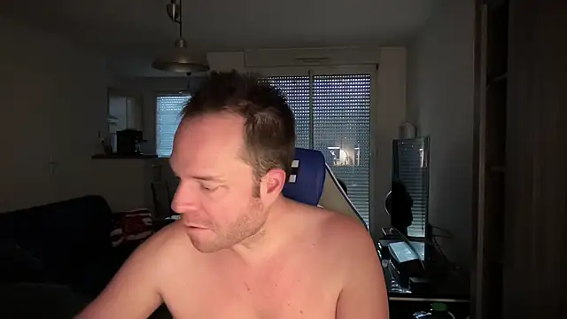 Funnyjul31 online show from 02.13.25