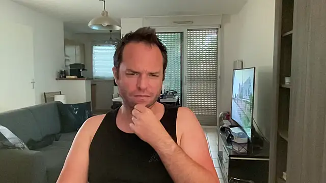 Funnyjul31 online show from 05.17.26