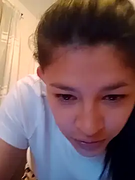 Snapshot of bri_ali chatting on 02.04.25 bri ali online show from 02.04.25