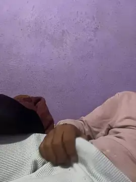 Snapshot of EduardoEspinoza12 chatting on 02.28.25 EduardoEspinoza12 online show from 02.28.25