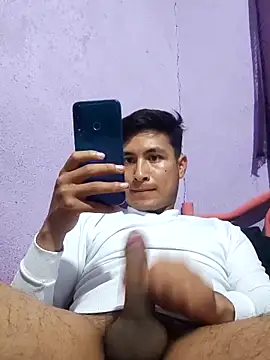 Snapshot of EduardoEspinoza12 chatting on 09.12.25 EduardoEspinoza12 online show from 09.12.25