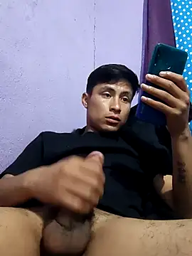 Snapshot of EduardoEspinoza12 chatting on 09.23.25 EduardoEspinoza12 online show from 09.23.25