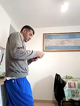 Snapshot of juanignacioargentino chatting on 02.08.25 juanignacioargentino online show from 02.08.25