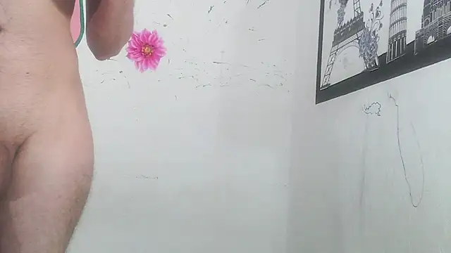 Snapshot of Lola-Pretty chatting on 02.27.25 Lola-Pretty online show from 02.27.25