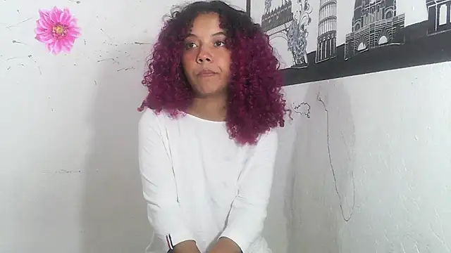 Snapshot of Lola-Pretty chatting on 03.13.25 Lola-Pretty online show from 03.13.25