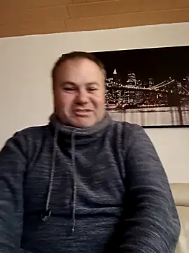 Snapshot of Pourleplasirs chatting on 11.14.25 Pourleplasirs online show from 11.14.25