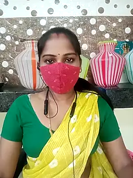 Snapshot of Tamil_roja17 chatting on 11.04.25 Tamil roja17 online show from 11.04.25