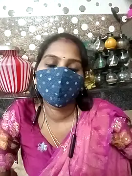 Snapshot of Tamil_roja17 chatting on 11.11.25 Tamil roja17 online show from 11.11.25