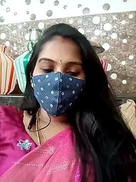 Snapshot of Tamil_roja17 chatting on 11.12.25 Tamil roja17 online show from 11.12.25