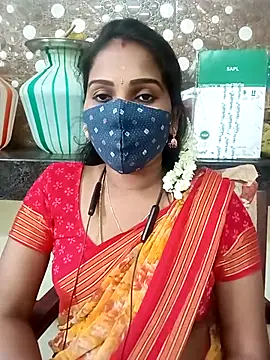 Snapshot of Tamil_roja17 chatting on 11.14.25 Tamil roja17 online show from 11.14.25