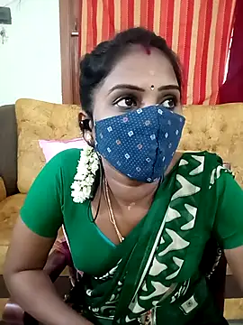 Snapshot of Tamil_roja17 chatting on 11.22.25 Tamil roja17 online show from 11.22.25