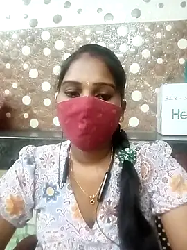 Snapshot of Tamil_roja17 chatting on 11.24.25 Tamil roja17 online show from 11.24.25