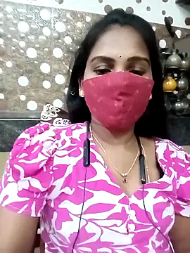 Snapshot of Tamil_roja17 chatting on 11.25.25 Tamil roja17 online show from 11.25.25