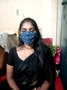 Snapshot of Tamil_roja17 chatting on 12.05.25 Tamil roja17 online show from 12.05.25